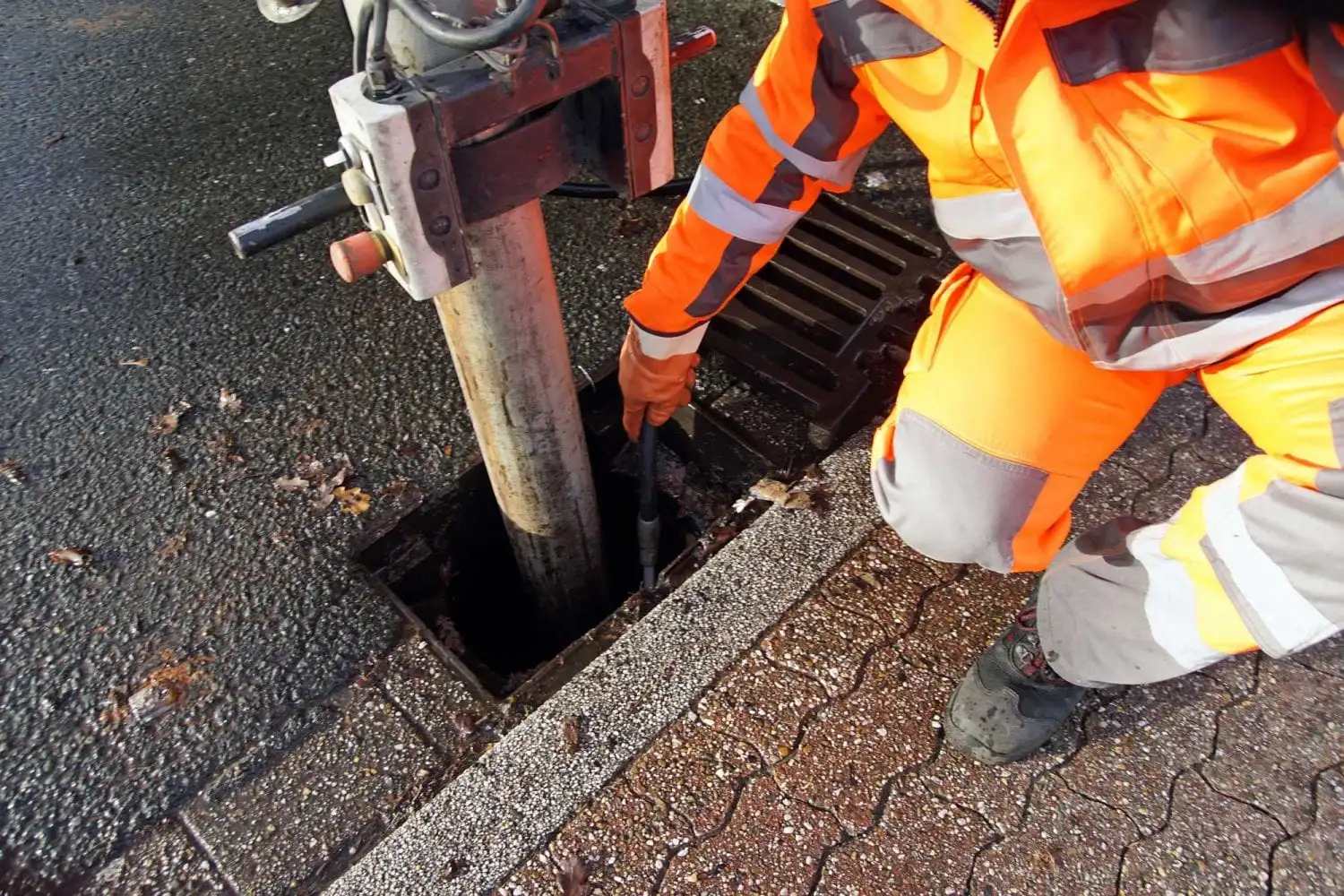 Wartung & Vorbeugung – Regelmäßige Rohrwartung für Privathaushalte und Gewerbe